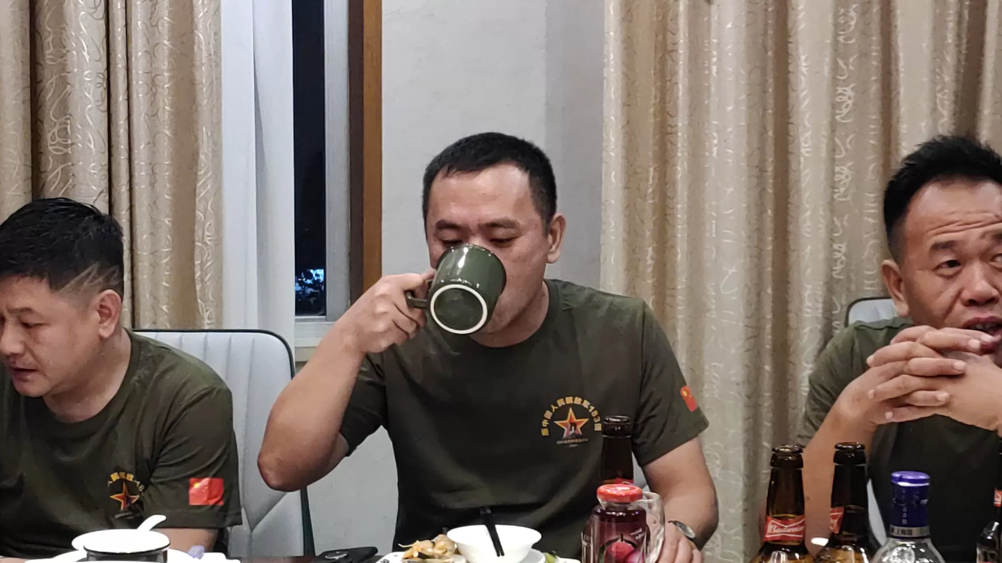 照片